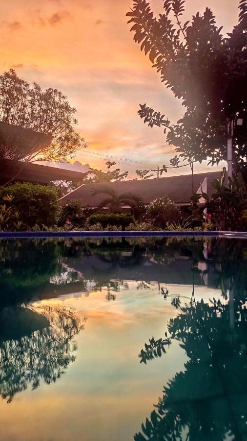 Seaview Beach Resort Sibulan Экстерьер фото